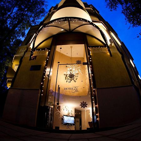Hi Boutique Hotel Varna Eksteriør billede
